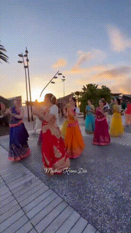 showtalent/gifs/6299adbabc2539599571.jpg