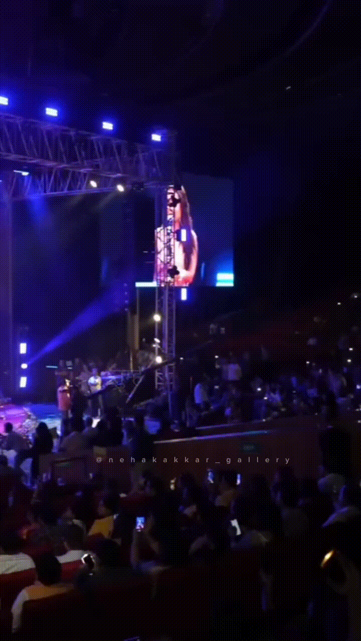 showtalent/gifs/68dbdc9a77d0a1117953857.gif